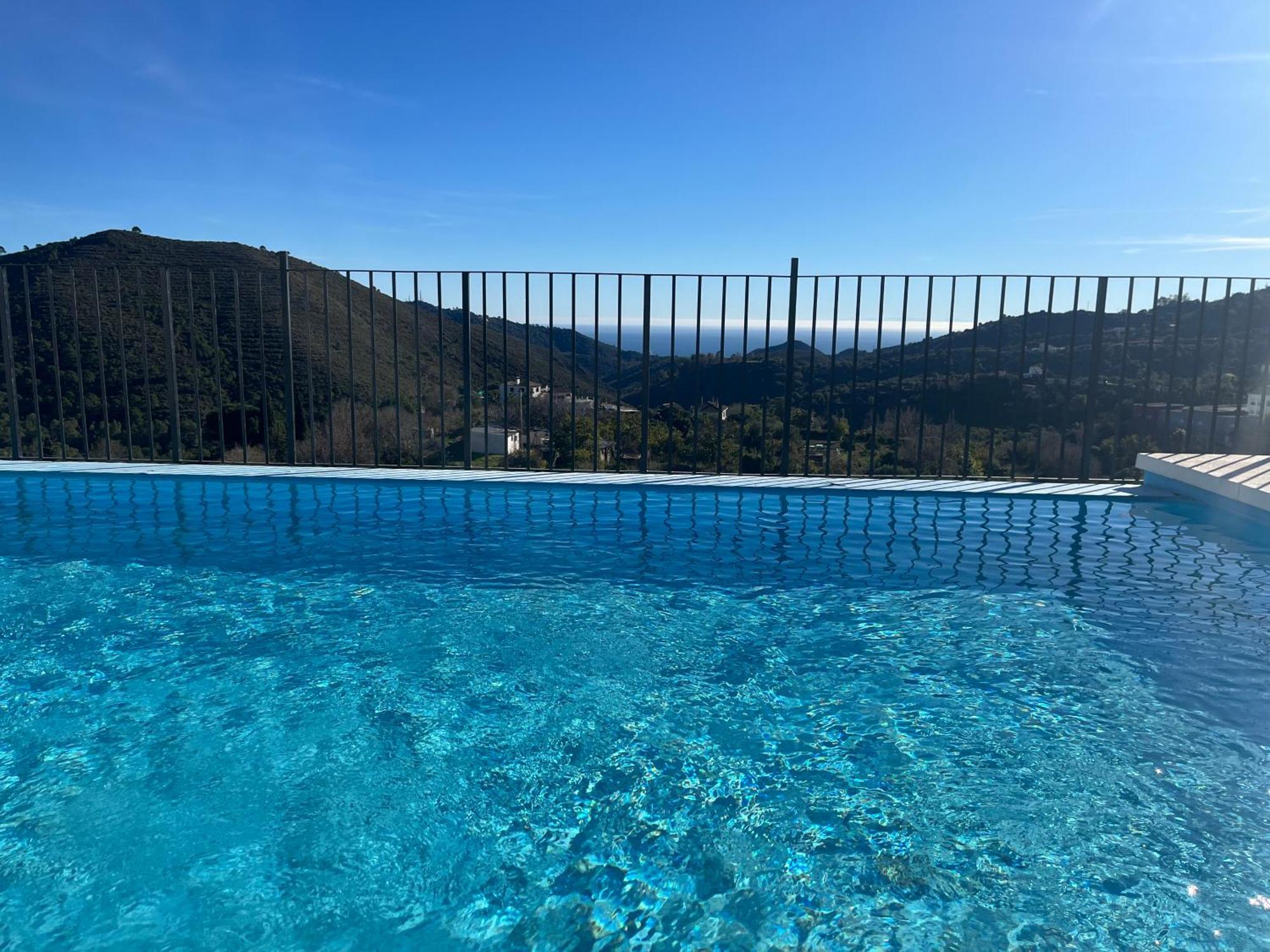 Apartment Duplex Bellas Vistas Ojen